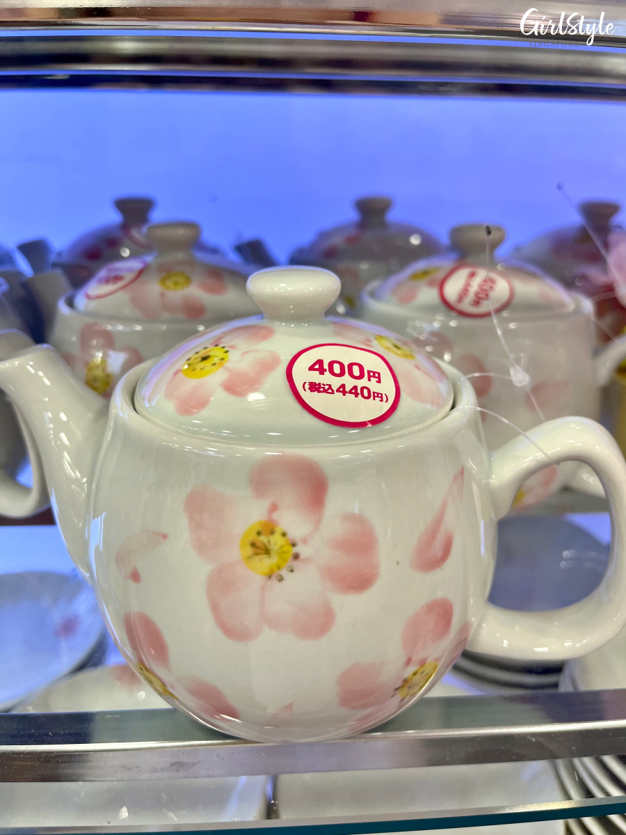 Sakura teapots at Daiso Singapore