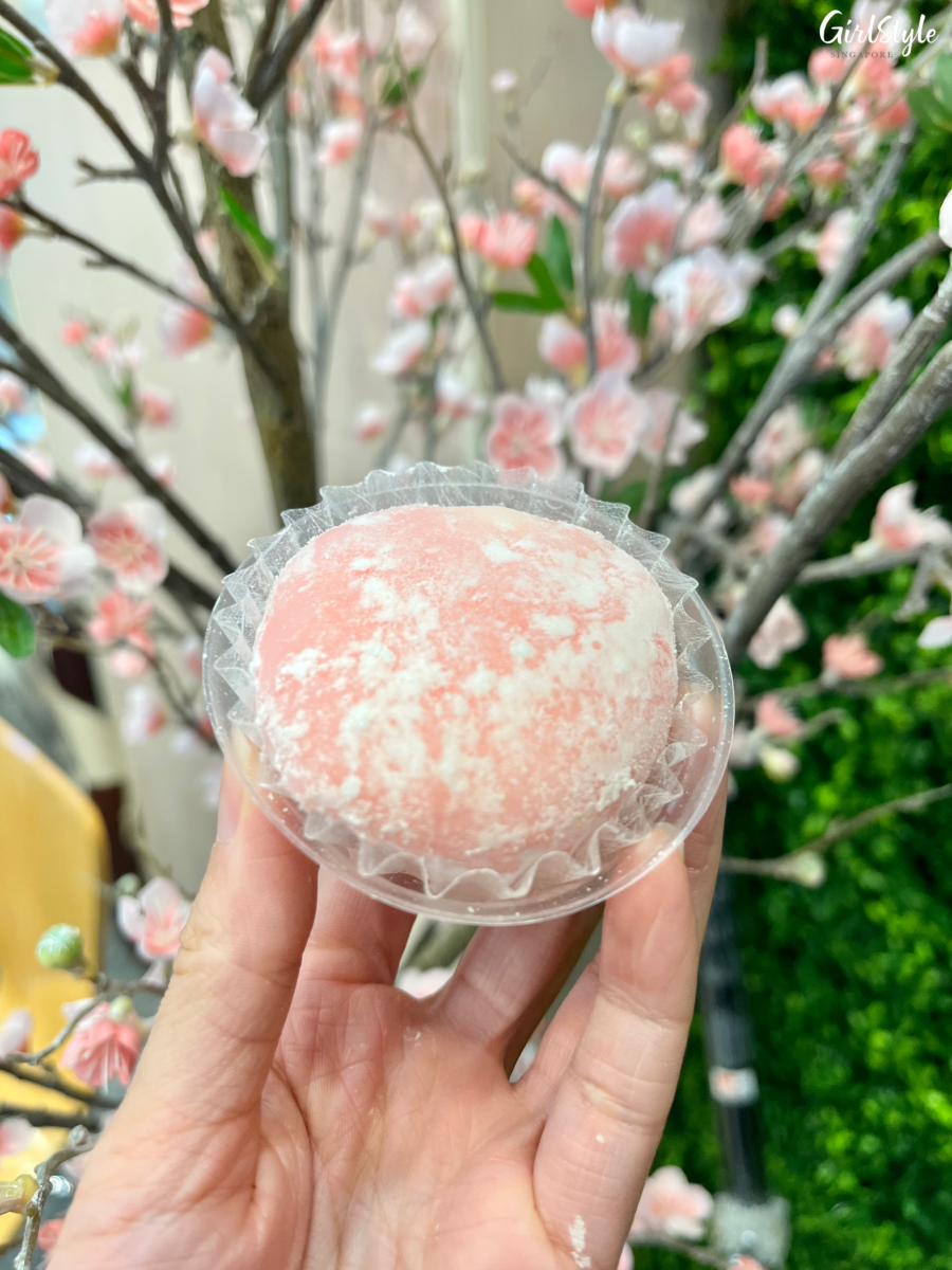 Tokachi Daifuku - Strawberry milk