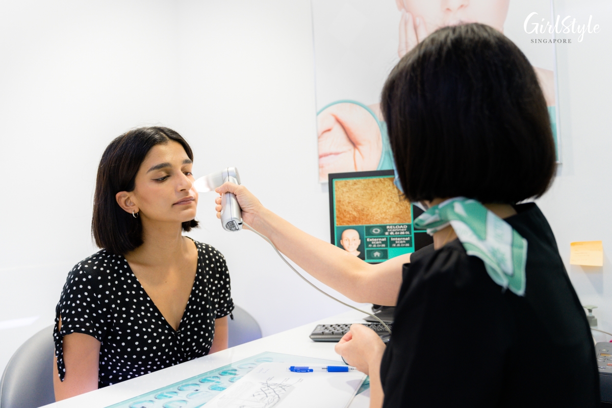Prior to any treatment, Victoria Facelift therapists will perform an in-depth analysis on your skin to identify any areas of concern and skin ageing issues.