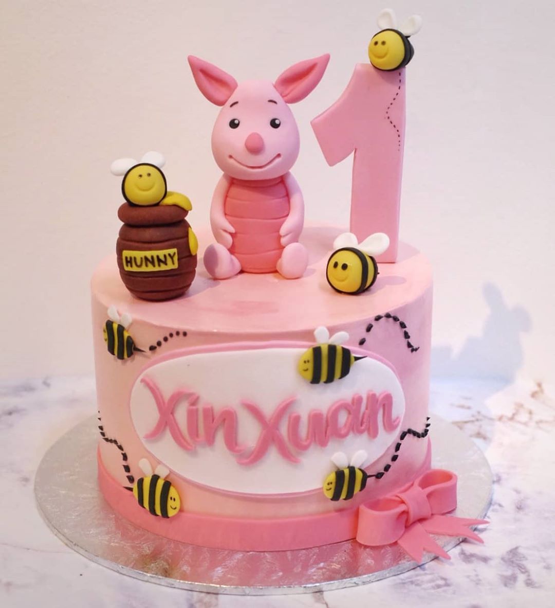 Winnie-the-Pooh cake in Singapore by Joanna’s Oven