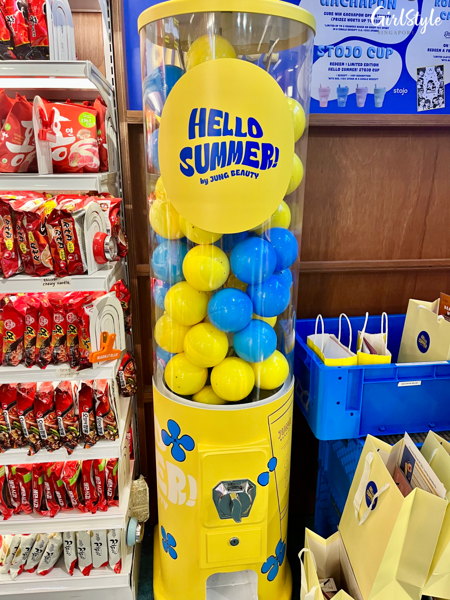 Jung Beauty Gachapon Machine