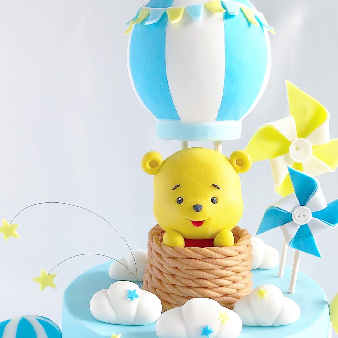 Winnie-the-Pooh cake in Singapore by Chucakes
