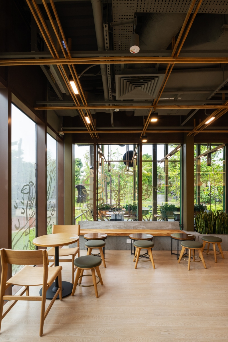 Starbucks Singapore Bird Paradise