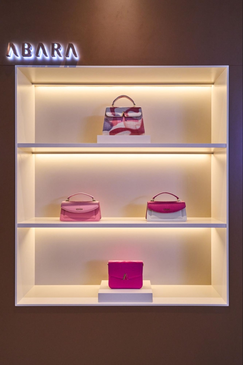 ABARA's bespoke services for customised handbags