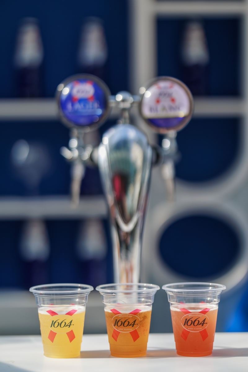 Complimentary beer, lager and rosé at the Rue 1664 pop-up at Mandarin Gallery