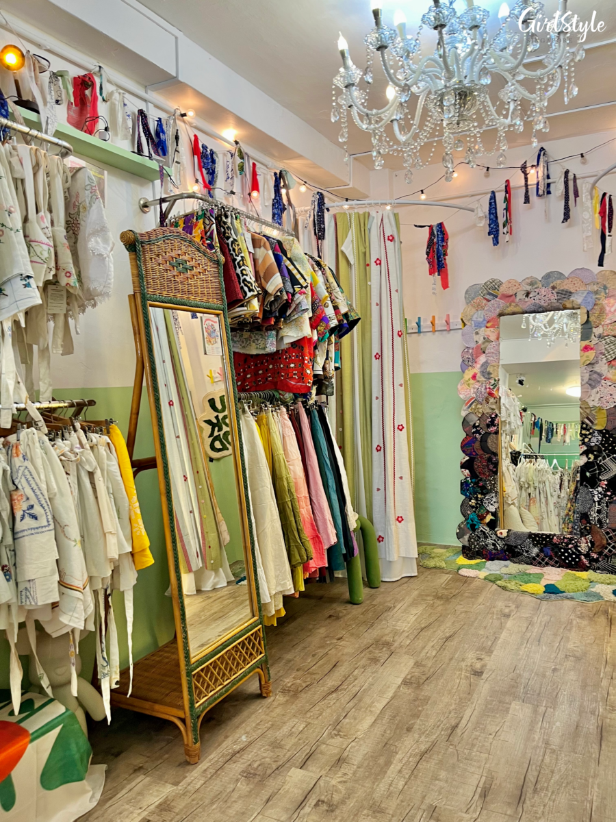 Vintagewknd at Haji Lane