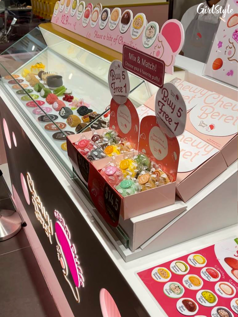 Chewy Beret store at Plaza Singapura