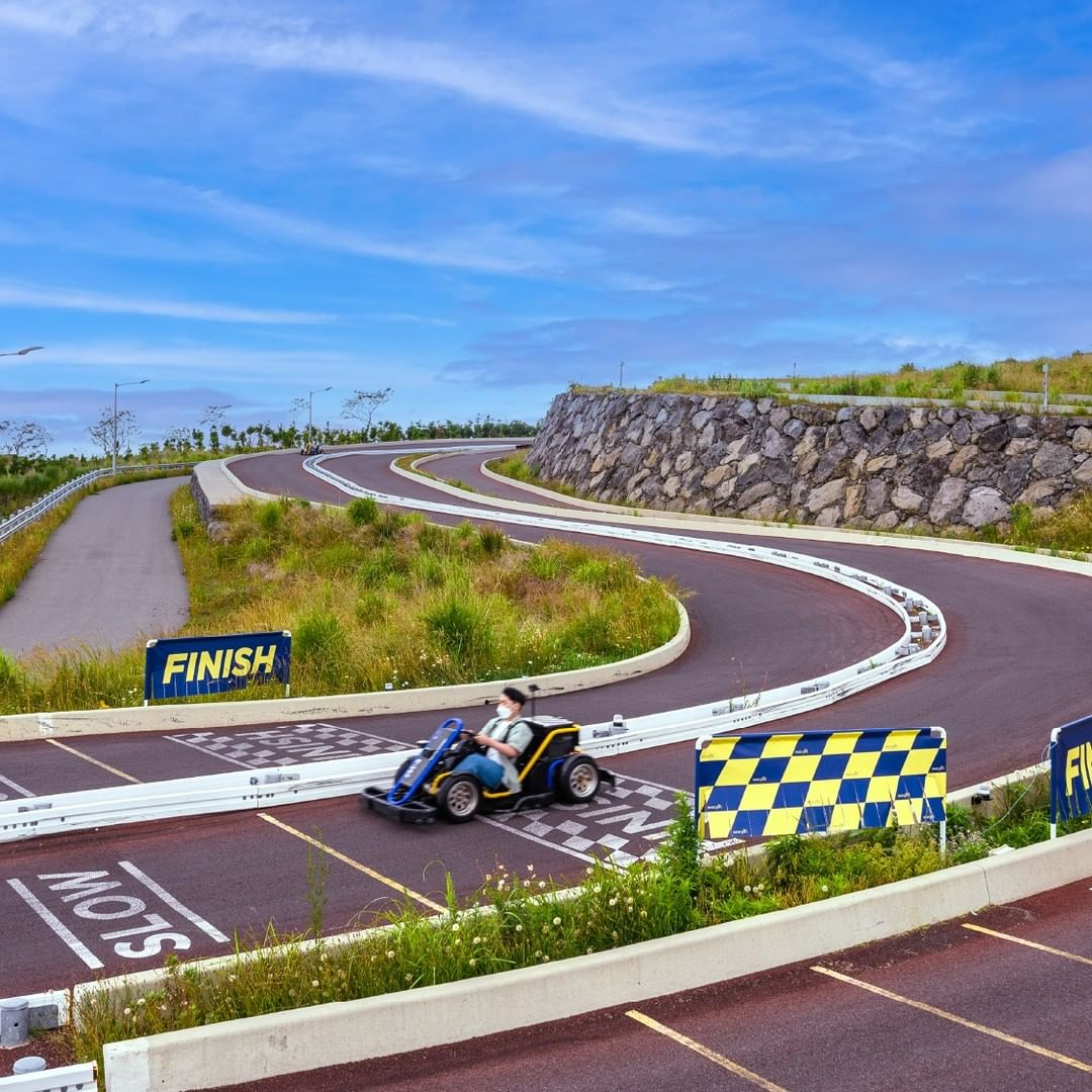9.81 Park Jeju gravity racer go-kart