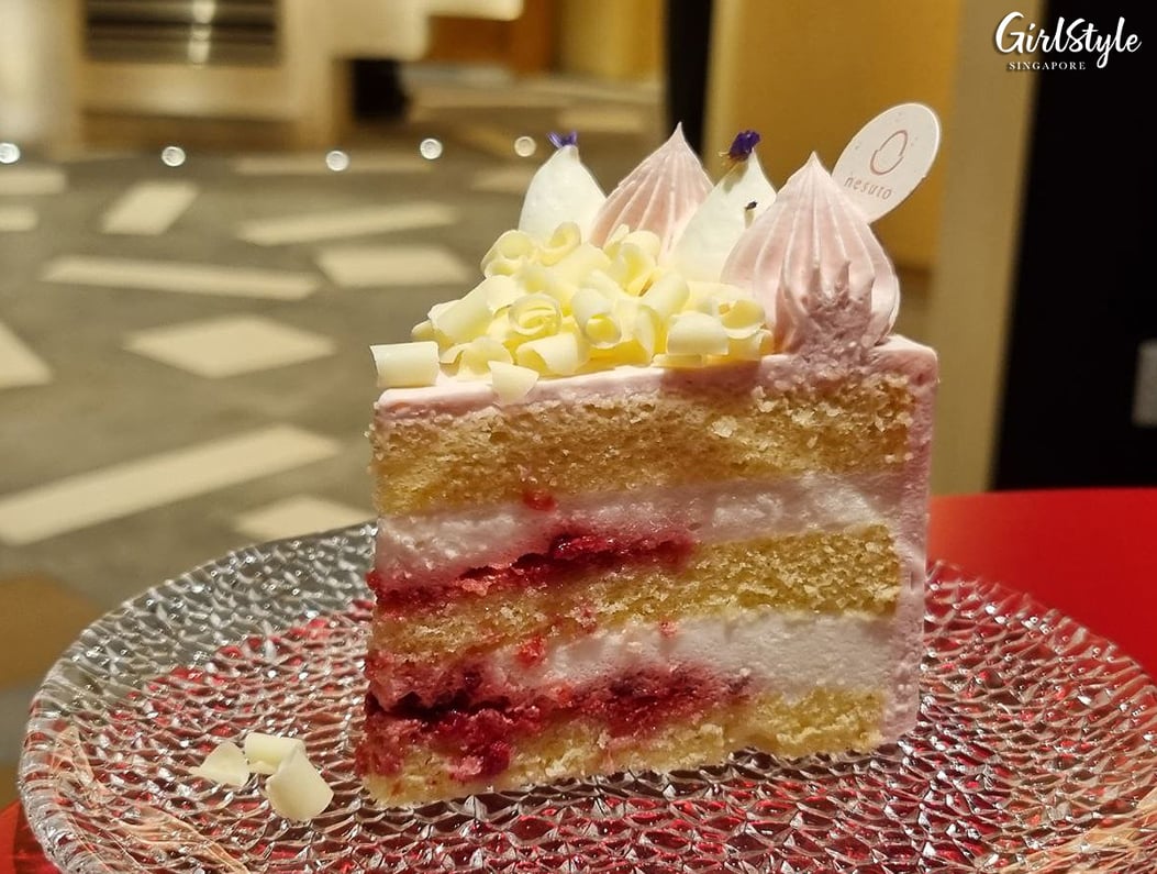 Nesuto's New Outlet At Jewel Changi Serves Up Cakes, Bonbons
