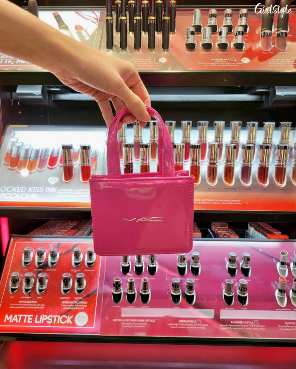 Free M·A·C Cosmetics Micro Pouch