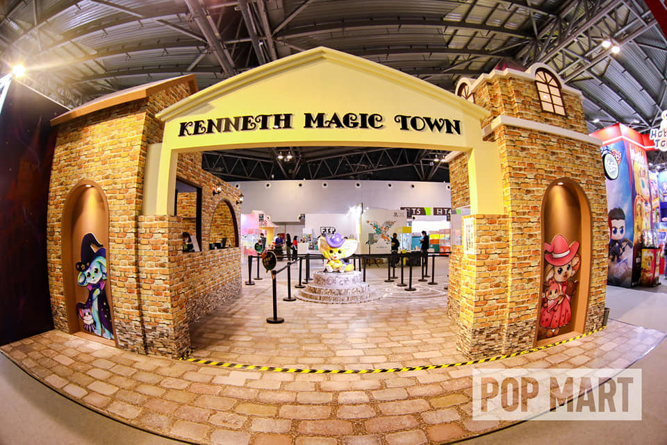 POP MART Shanghai Toy Show 2020 - Kenneth In The Magic Town