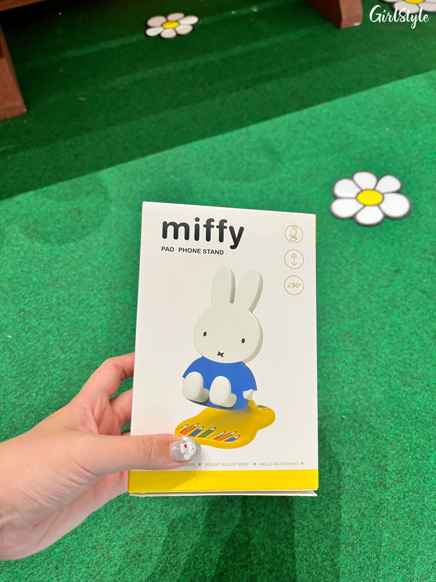 THEFACESHOP Miffy Edition Miffy Phone Stand