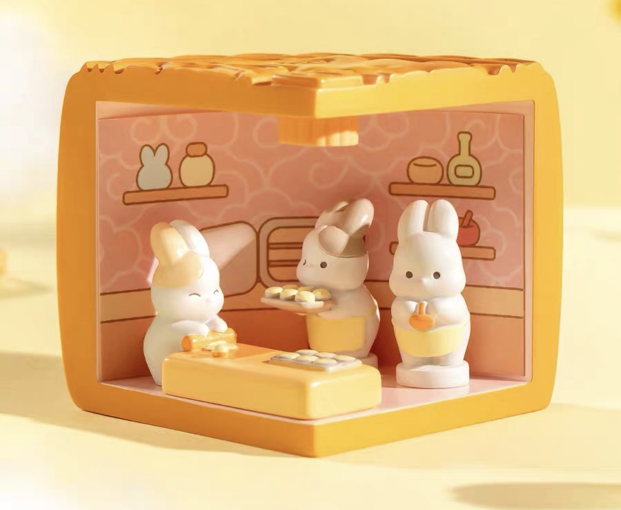 Family Fun - Forbidden City 故宫 Mooncake House blind box toy