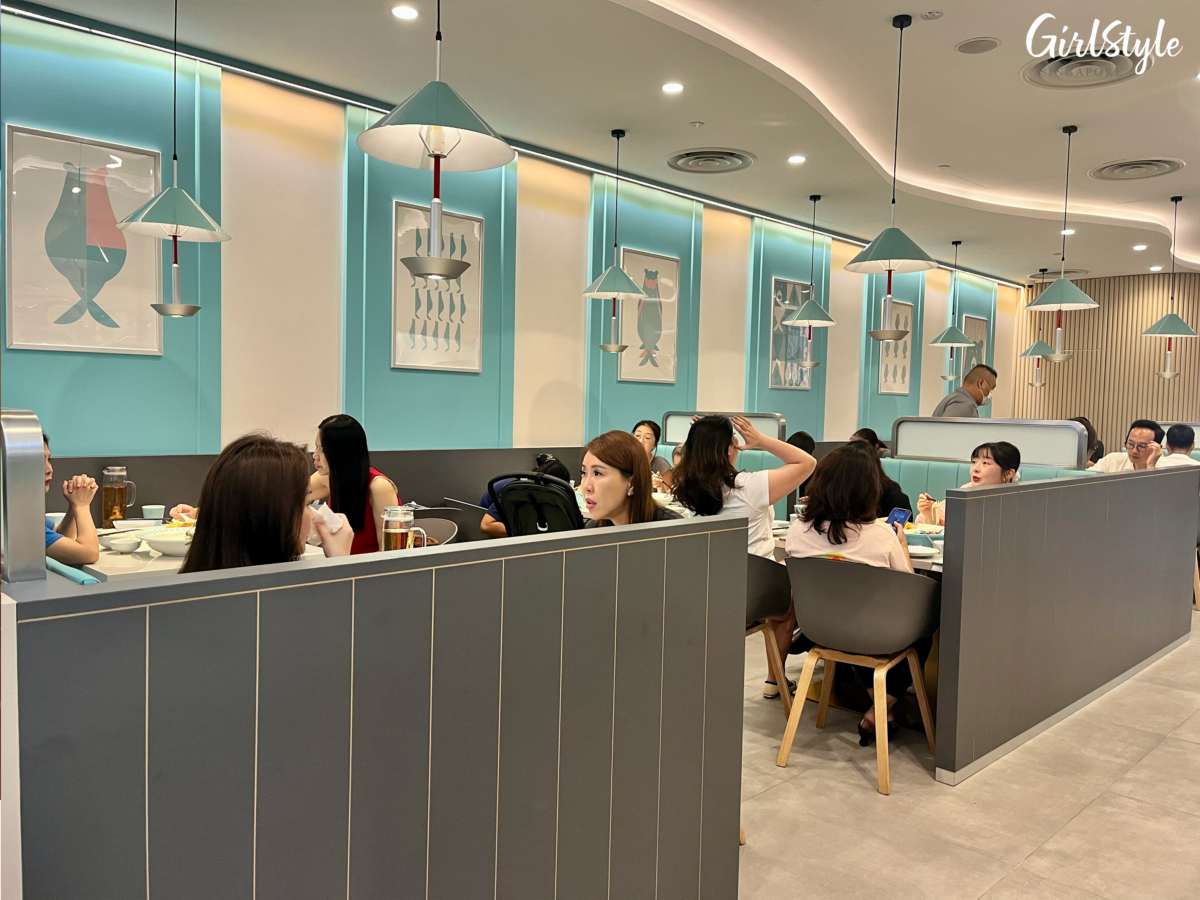 YAO YAO Sauerkraut Fish VivoCity interior