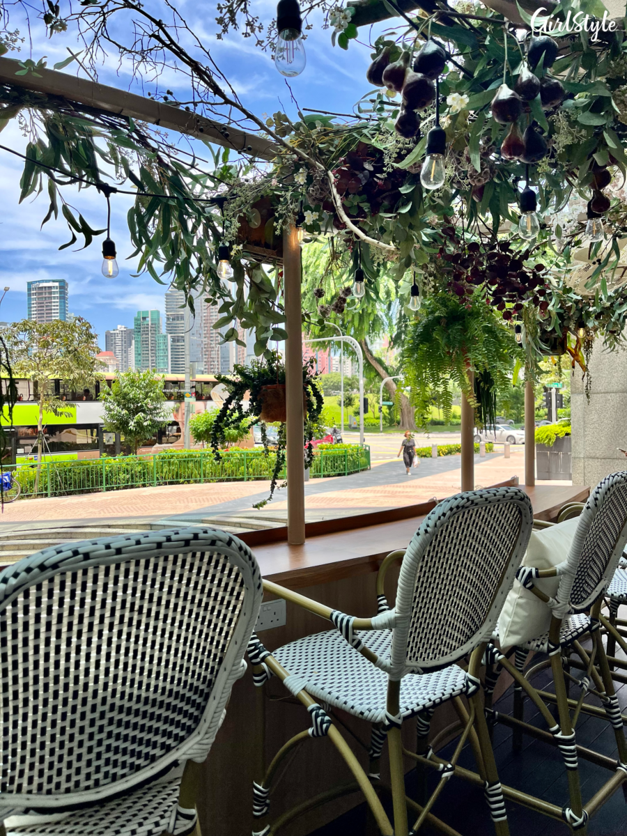 Bar seats at Nico Cafe @ Wheelock Place