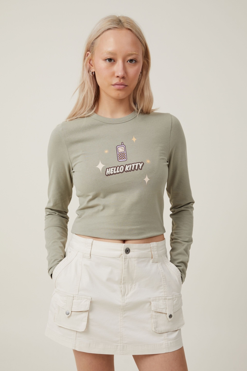 Y2K Kitty Fitted Lcn Graphic Longsleeve Top