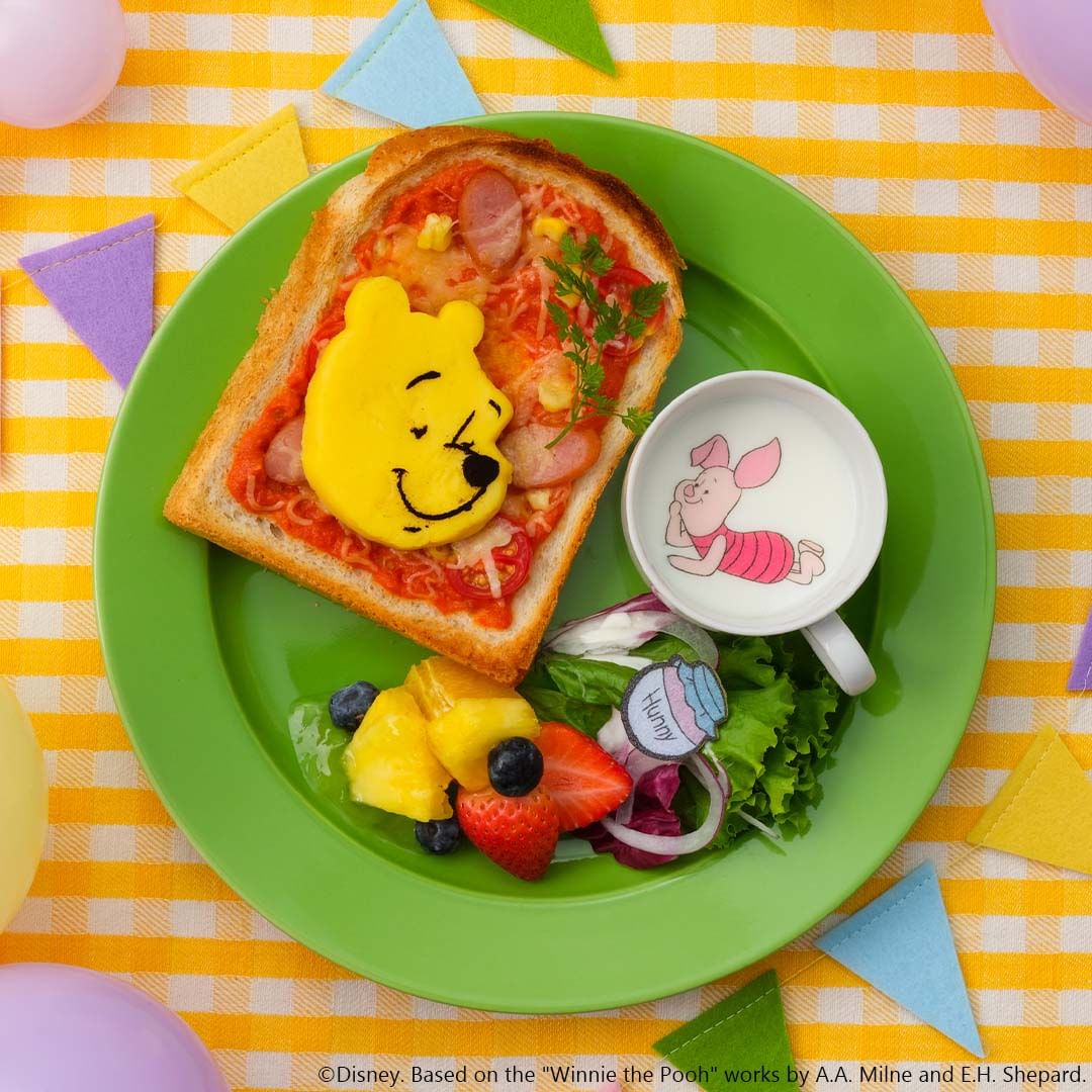 Winnie-the-Pooh-themed Friends Pizza-style toast