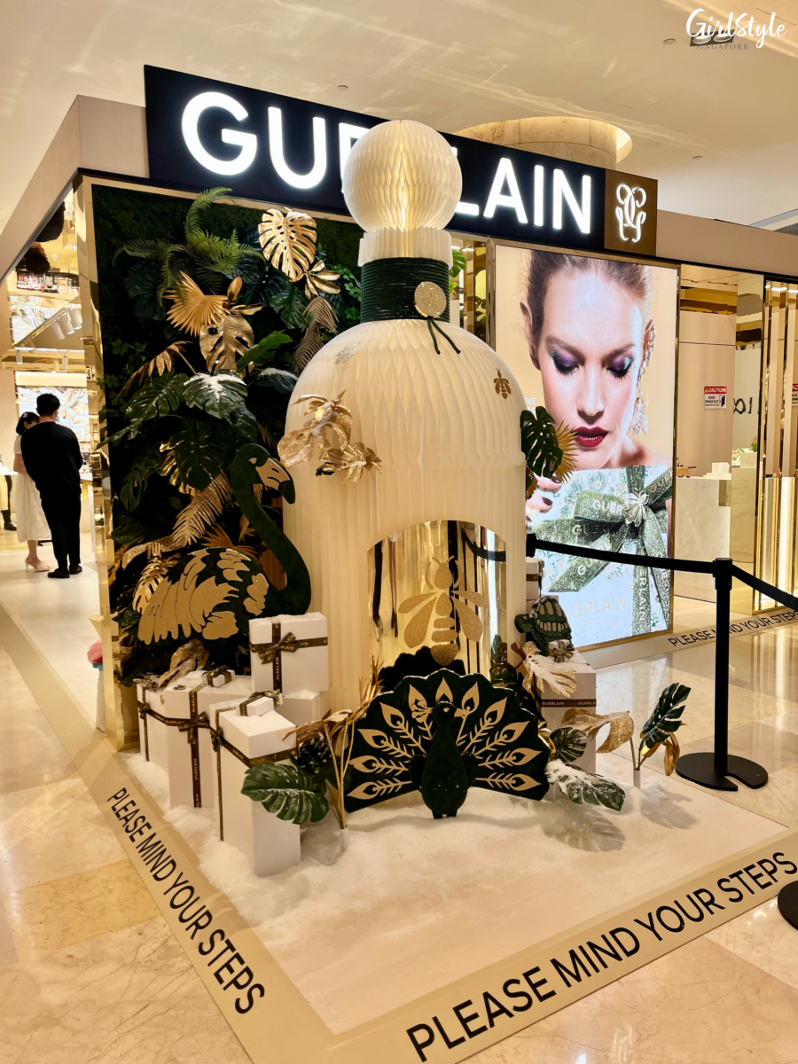 Photo op at the Guerlain pop-up