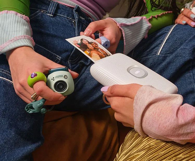 Fujifilm Instax Pal