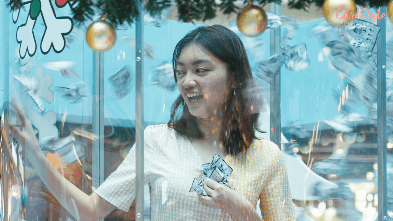 Grabbing the cash at Let It Snow