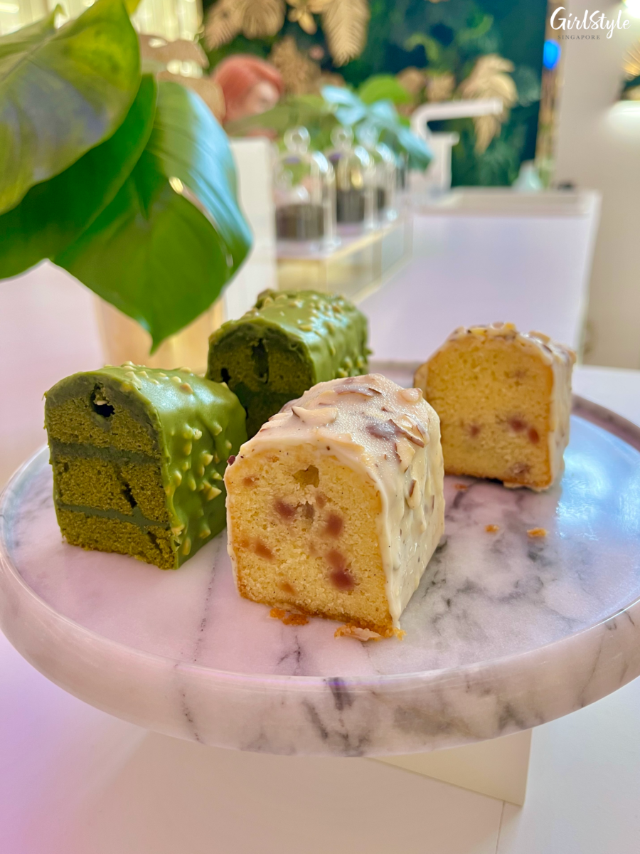 Peach & Vanilla Gateaux de Voyage