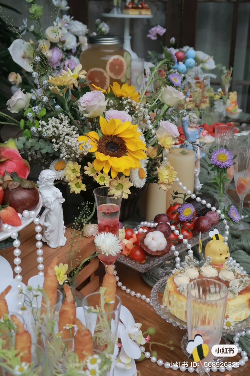 Winnie-the-Pooh-themed wedding food