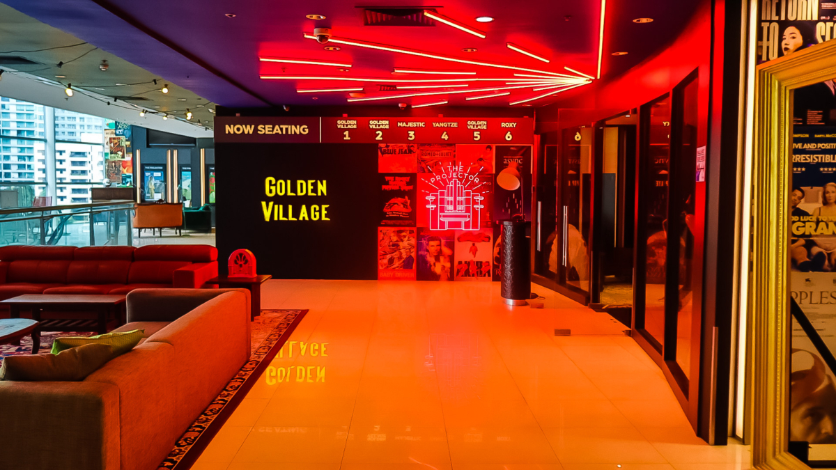 Level 6 Hall Entrance