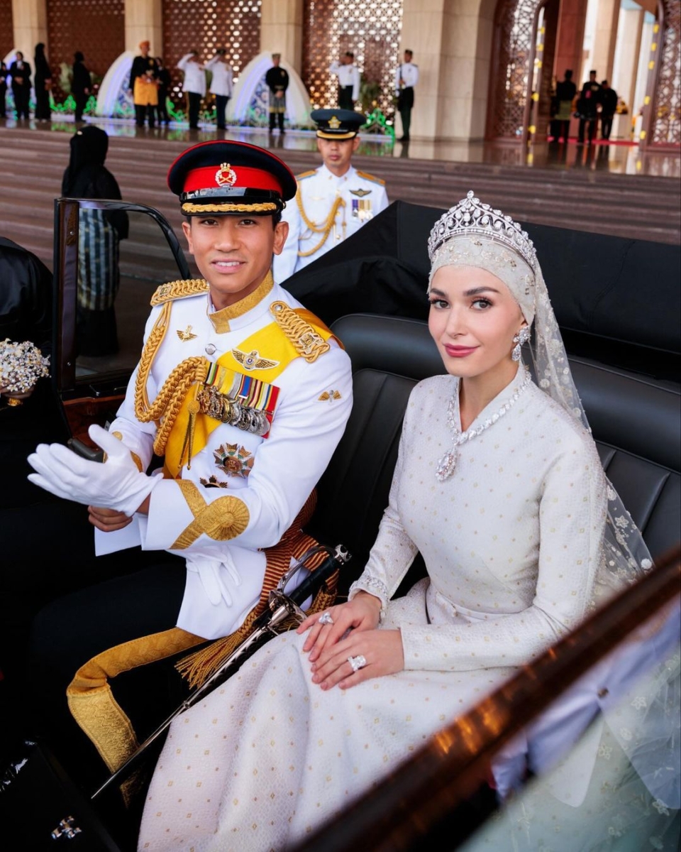Prince Abdul Mateen and Yang Mulia Anisha Rosnah 