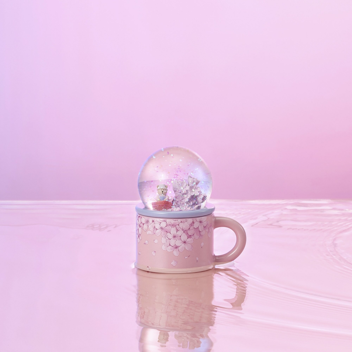 Starbucks Cherry Blossom Spring Bearista Snow Globe Mug