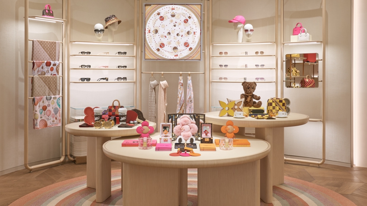 LV The Place Bangkok - the store