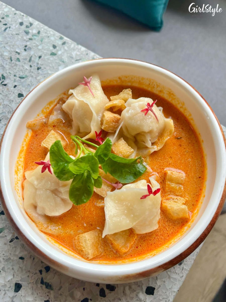 Golden Pillow Nonya Curry Chicken