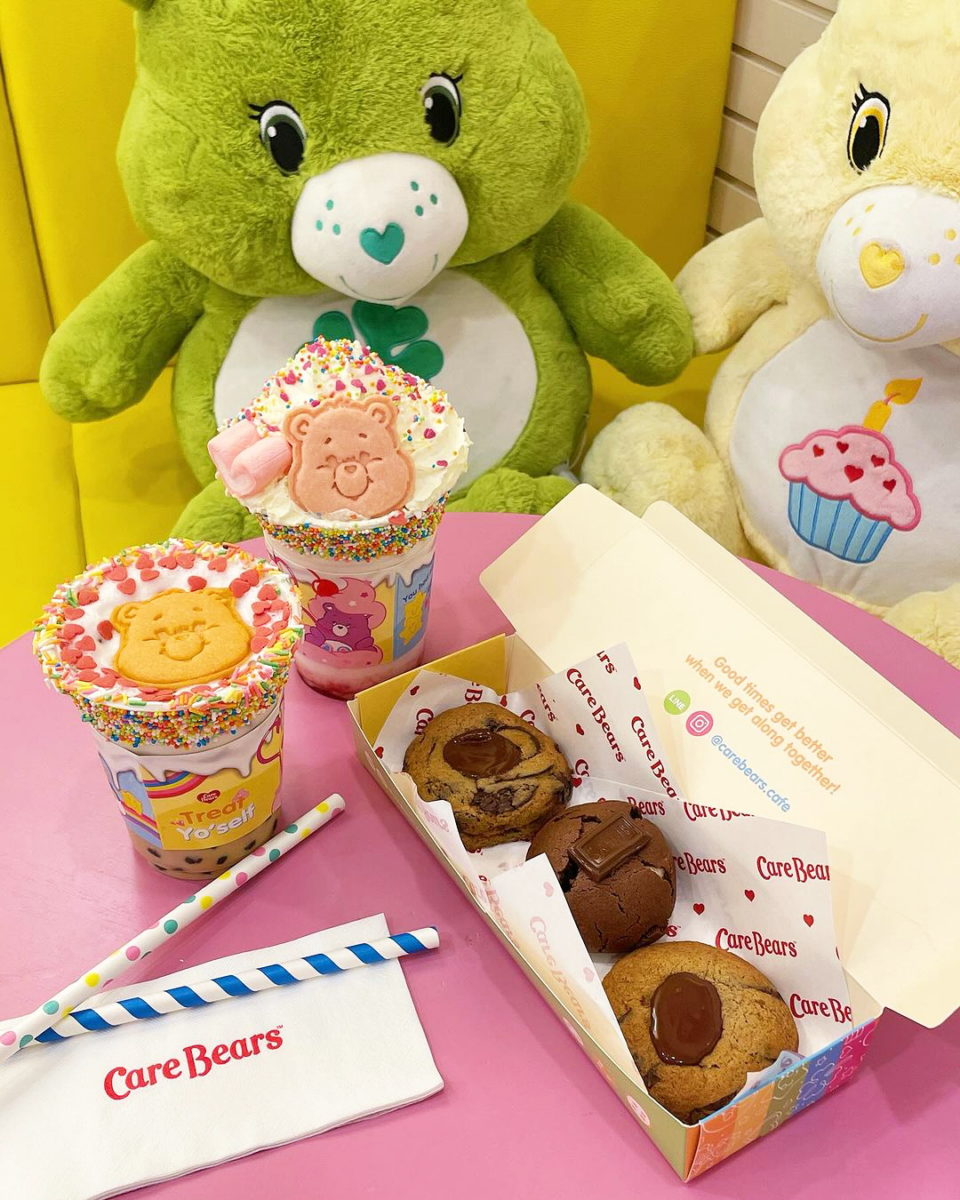 Care Bears Café Drinks and Soft Cookies