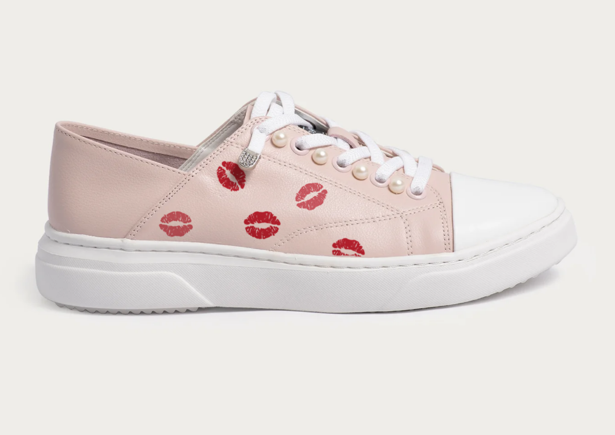 Customised hand-painted shoes