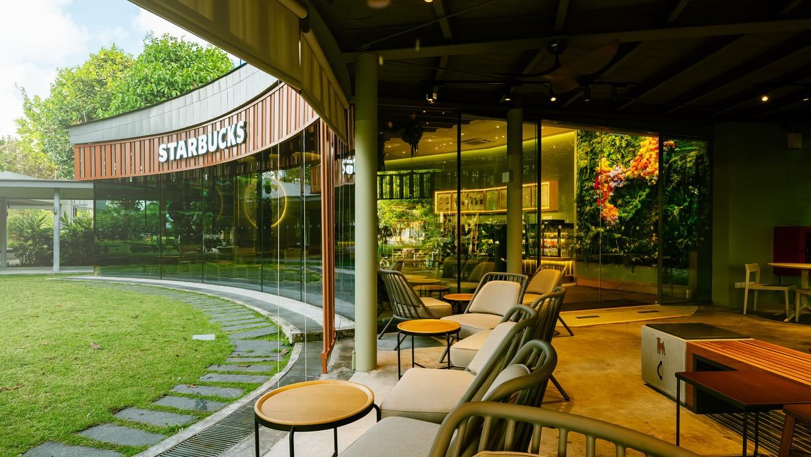 Starbucks Gardens by the Bay Active Garden