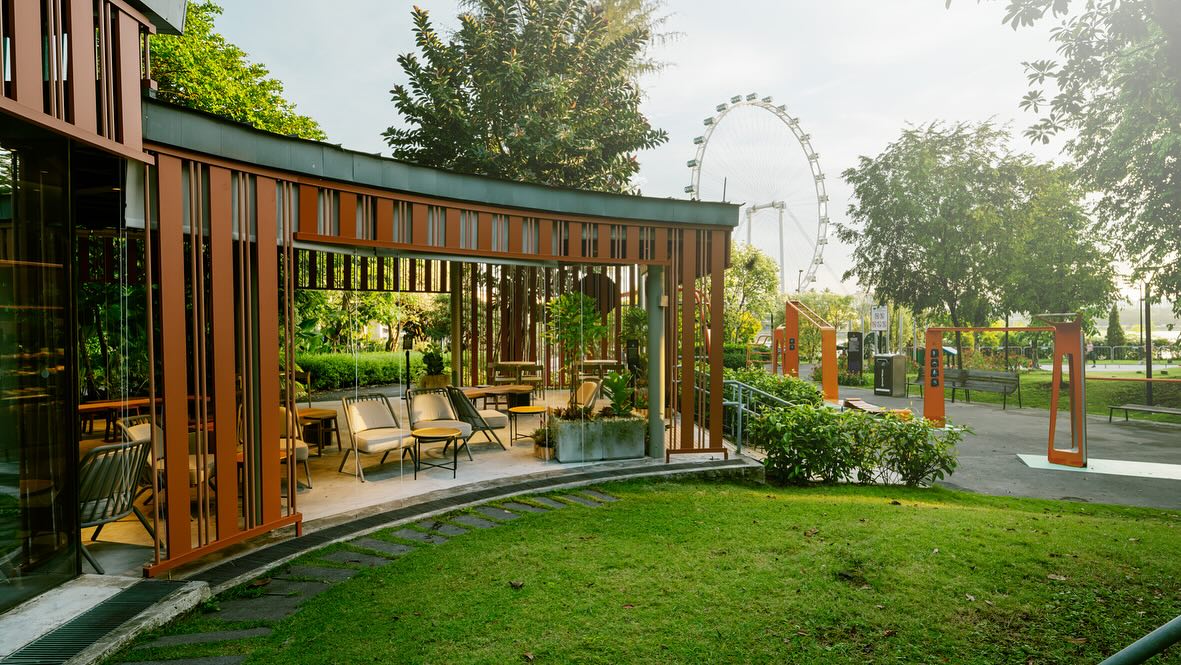 Starbucks Gardens by the Bay Active Garden