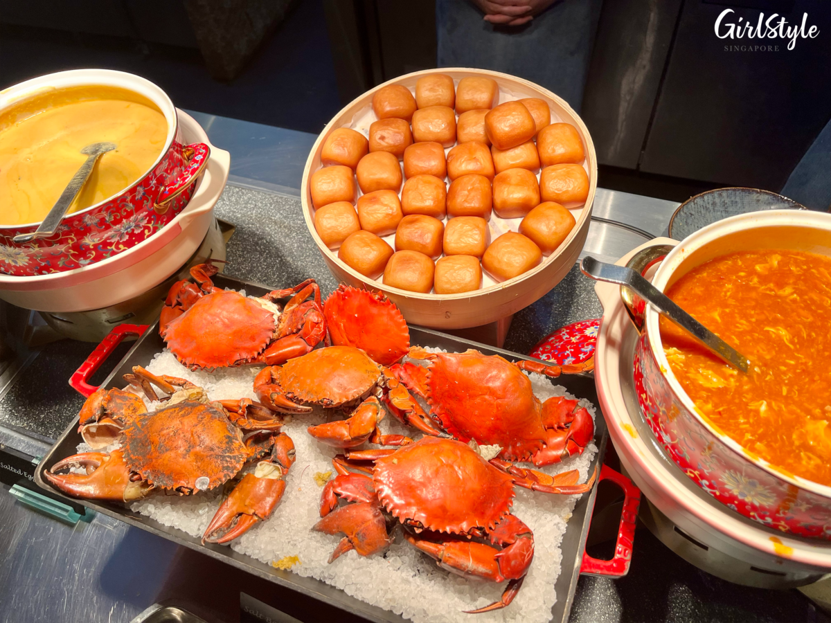Singapore Chilli Crab with Mantou