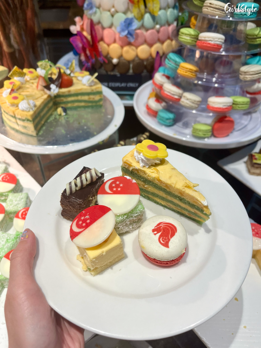 Chempedak Cake, Cheesecake, Chocolate Cake, Macarons