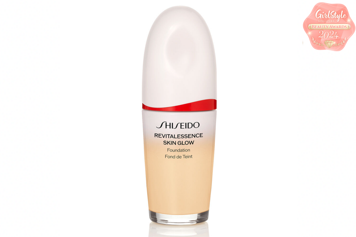 Shiseido REVITALESSENCE SKIN GLOW Foundation SPF 30 PA++