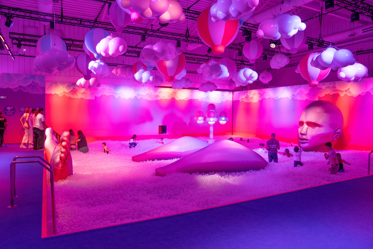 Bubble Bath Ball Pit