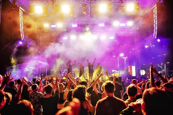 Live music acts