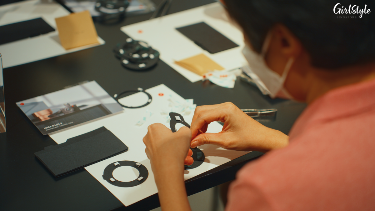 Leica papercraft activity