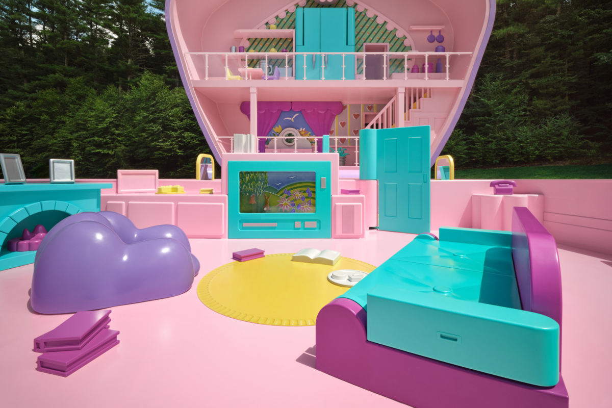 Polly Pocket Airbnb interior