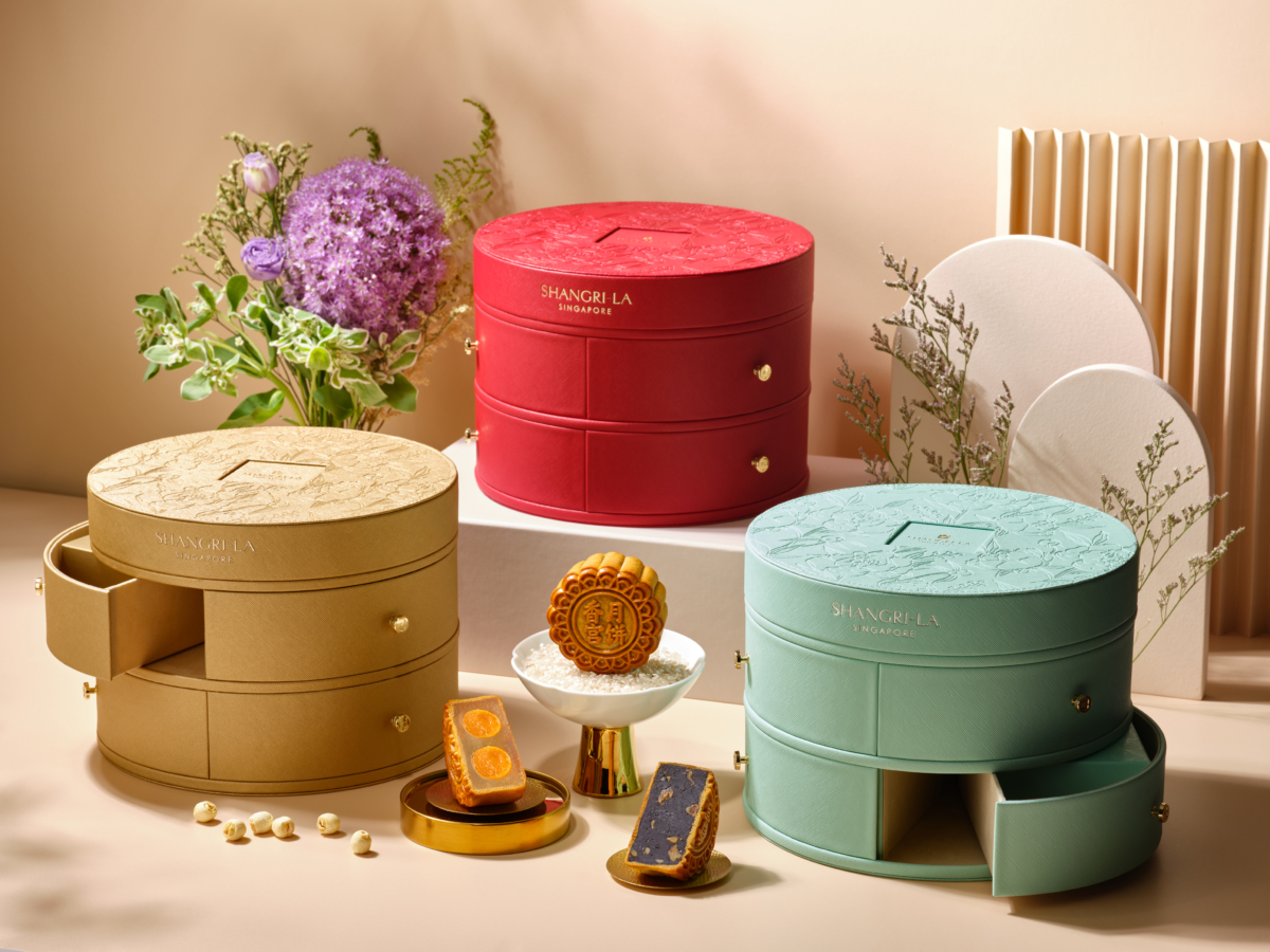 Shangri-La Singapore Classic Baked Mooncakes