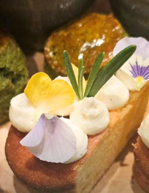 Orb of Dew, a cake made with smoked rosemary and pear