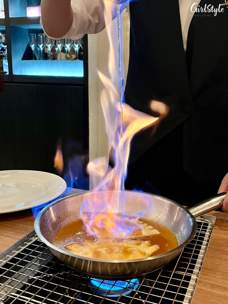 Henri Charpentier Crêpe Suzette flambéed at the table1