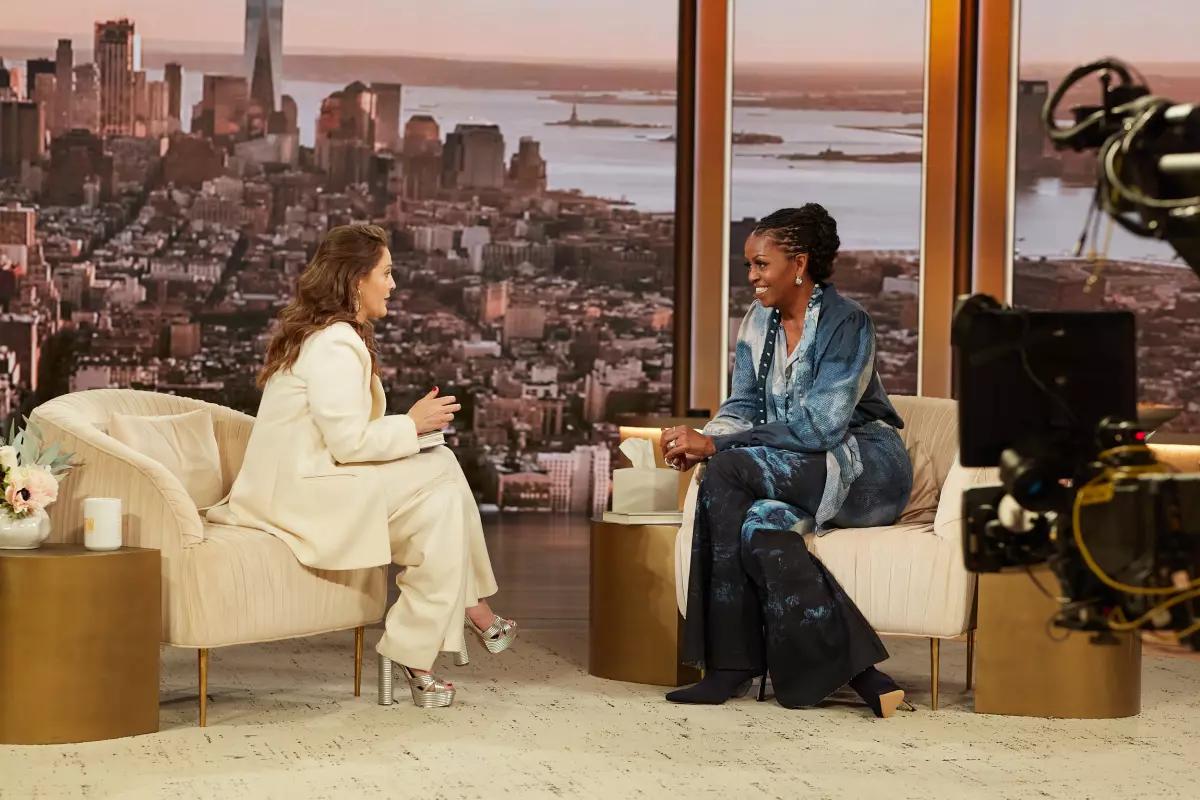 Drew Barrymore interviews Michelle Obama on 'The Drew Barrymore Show'