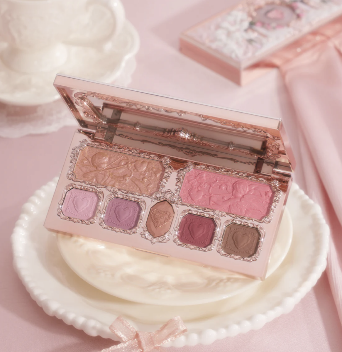 Strawberry Cupid Makeup Palette in S02 Cupids Mischief