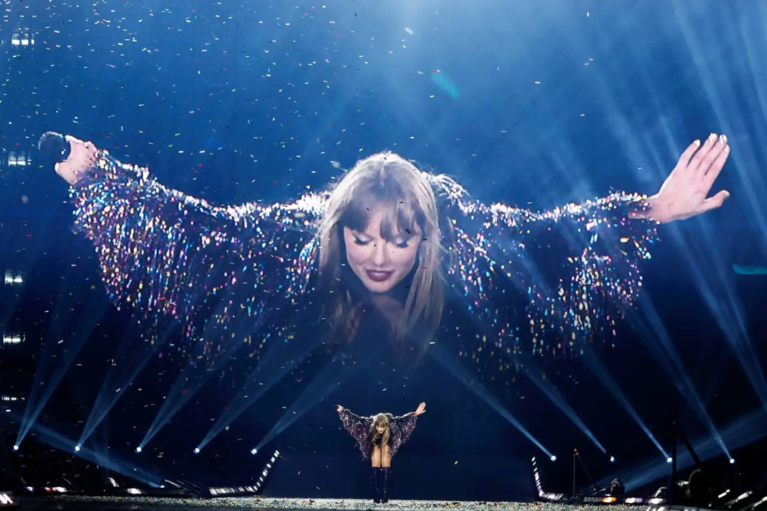 Taylor Swift performs onstage during The Eras Tour on 14 November 2024 in Toronto, Ontario