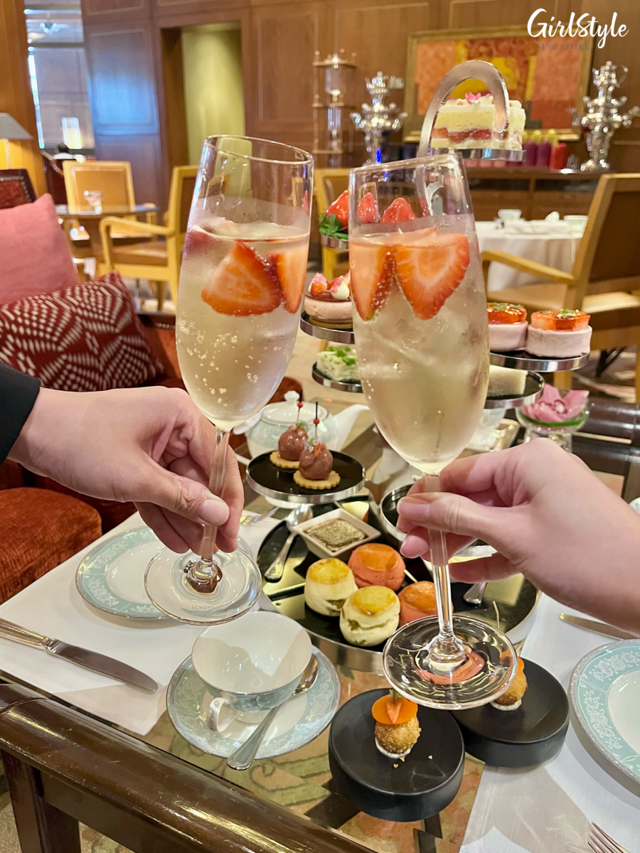 Blushing Pink Non-Alcoholic Sparkling Wine