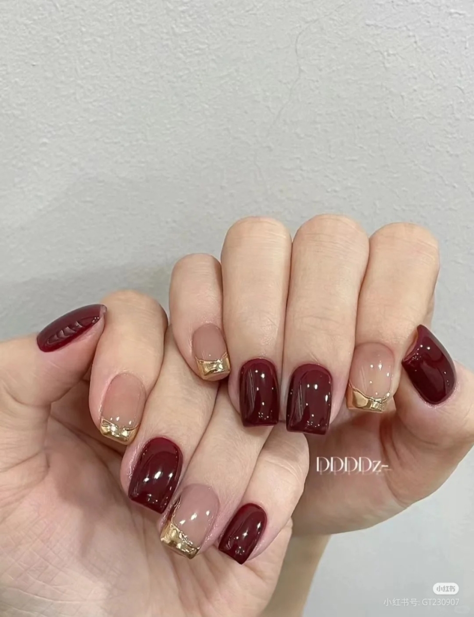 Maroon Motif Nails That Shine in 2025